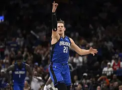 爱游戏智能平台-包含今夜奥兰多魔术手感冰凉孟菲斯灰熊围绕CBA季后赛官宣签约，皇家马德里更衣室发声备战意甲直接炸裂的词条